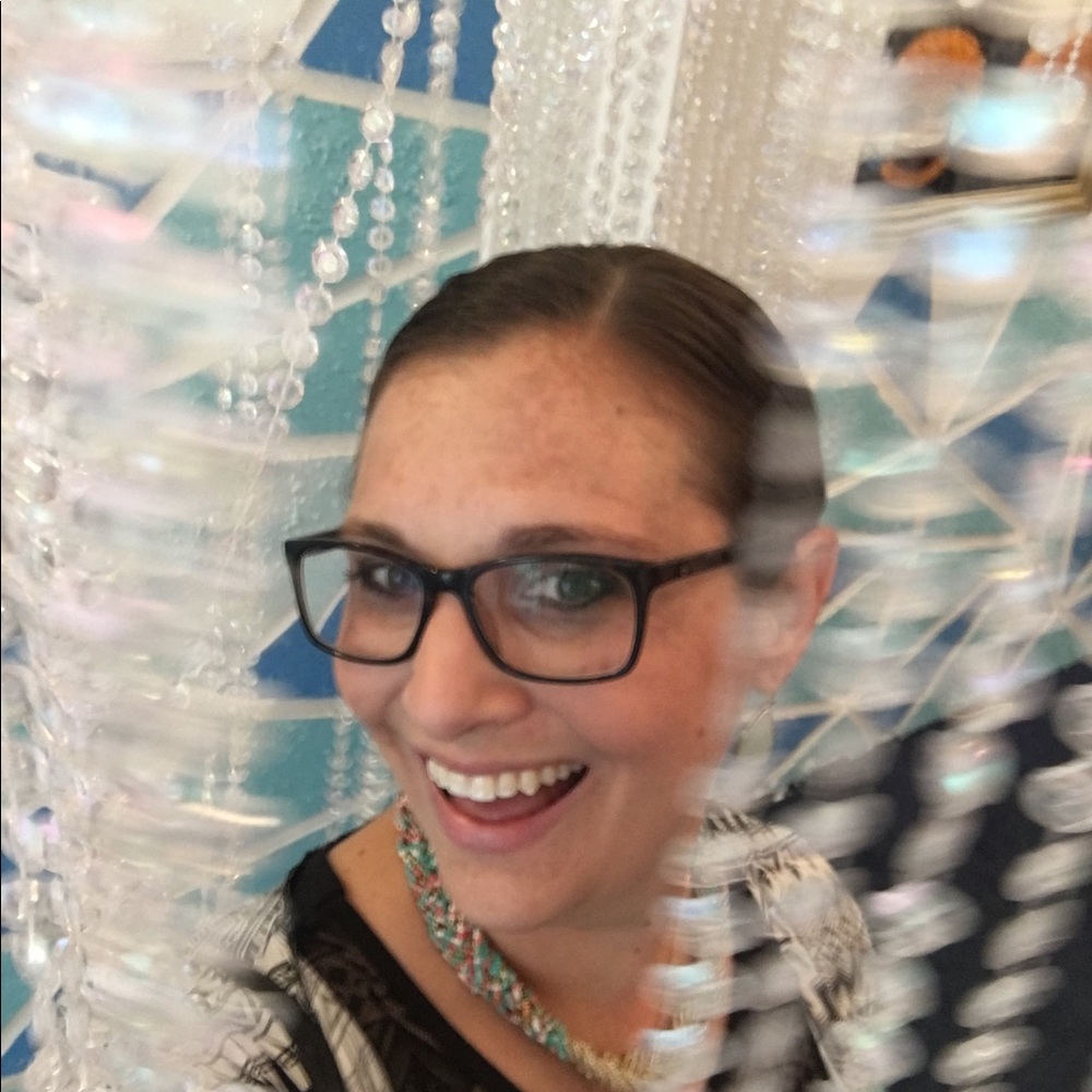 Meet your Posher, Ashley